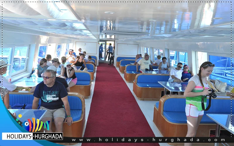 Panorama Submarine Trip - Photo 2
